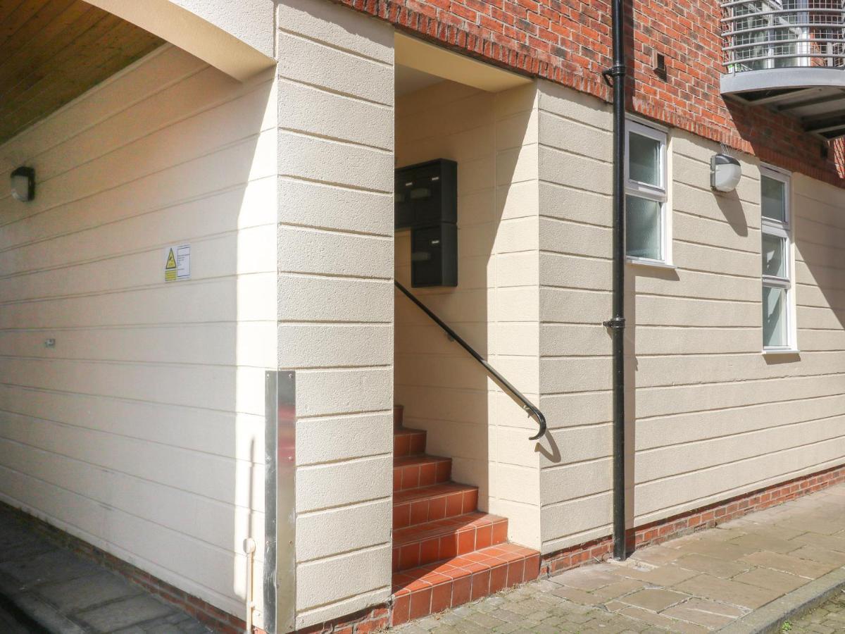 12 Woodsmill Quay Apartment York Exterior photo